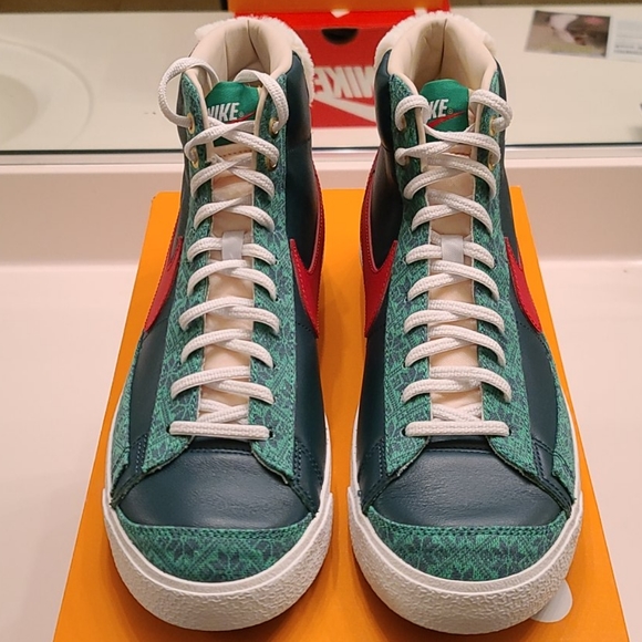 BLAZER MID '77 VINTAGE 'CHRISTMAS SWEATER' - Picture 4 of 9